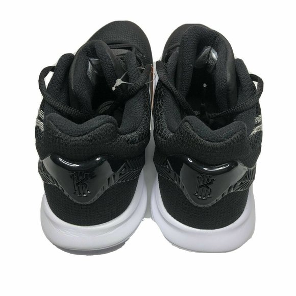 NEW SZ 9 Nike Kyrie Flytrap II Basketball Shoes - Picture 4 of 6